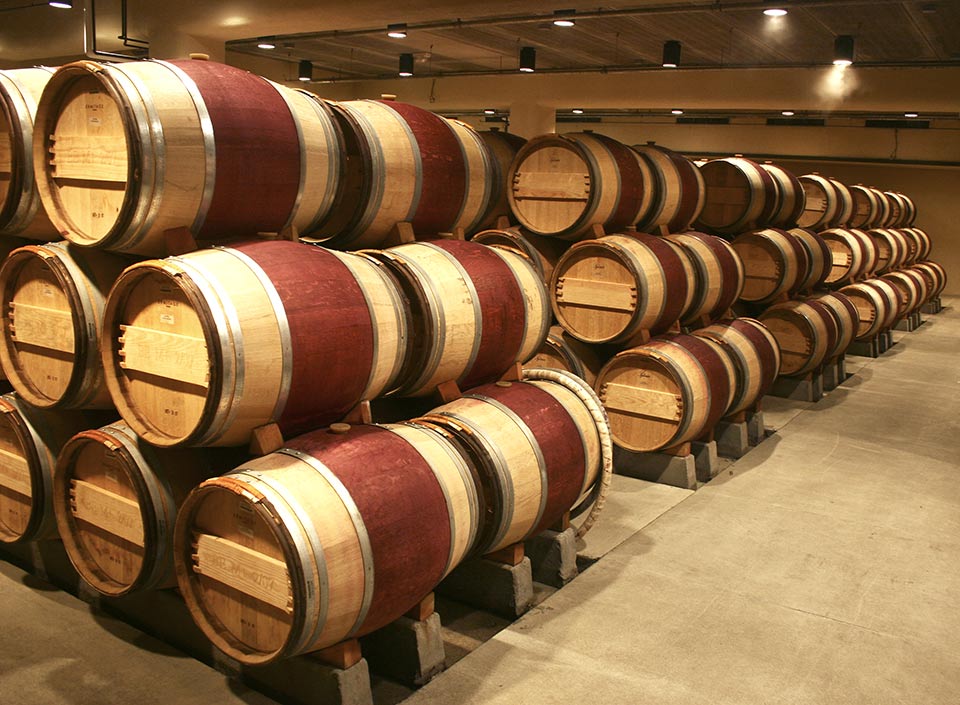 Wine_Barrels960